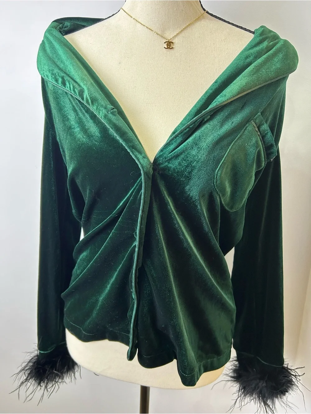Nasty Gal 2Piece Emerald Green Velvet Feather-Trim Set